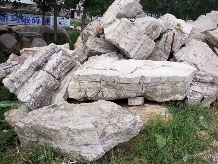 千层石