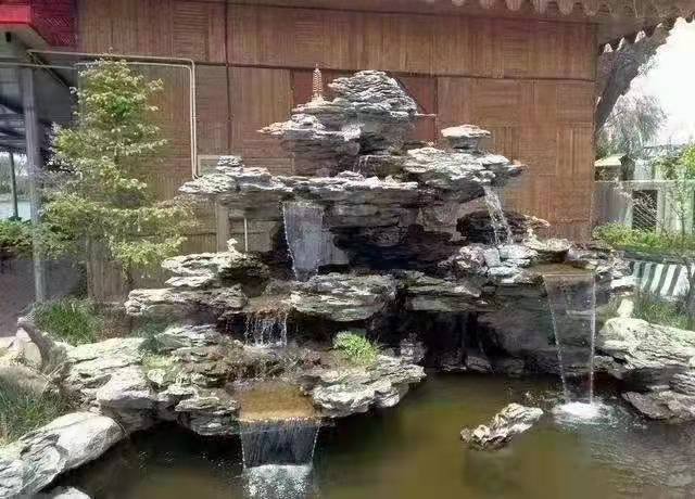 别墅庭院假山